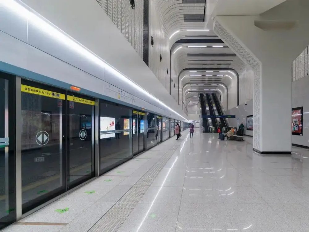 有軌電車屏蔽門